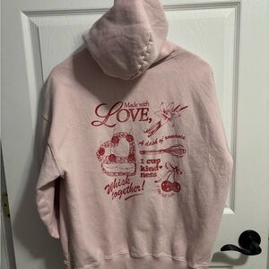 Hollister Light Pink Graphic Baking Hoodie🍰